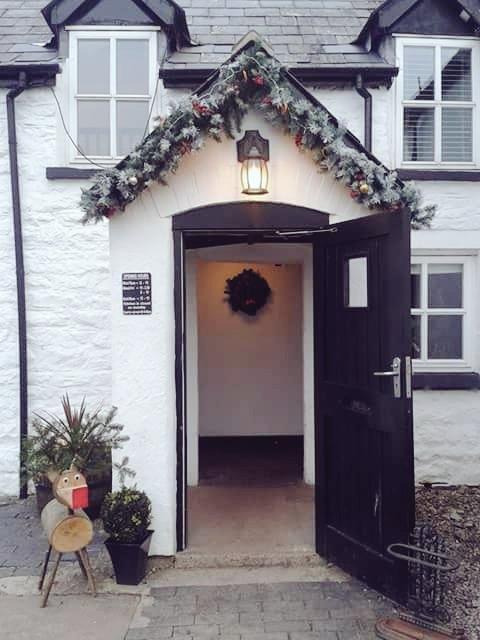Garway Moon Inn Extérieur photo